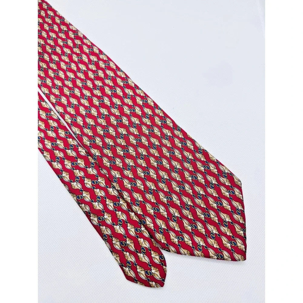 Brooks Brothers Makers Silk Necktie Men Red Conch‎ Shells 3.5